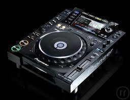 1-Pioneer CDJ2000 - CDJ-2000 - CDJ 2000 Digitales-Profi-DJ-Deck im Transportcase
