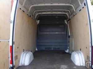 3-Transporter, Mercedes Sprinter, großer Kastenwagen