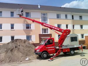 3-Lkw-Arbeitsbühne mit 22 m Arbeitshöhe