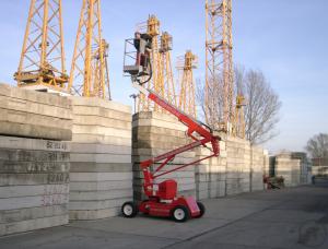 2-Gelenkarbeitsbühne mit 12,20 m Arbeitshöhe