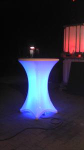 2-LED-Stehtischbeleuchtung mit Akku für 80cm Stehtisch