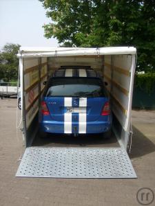 Autotransportanhänger mit Plane