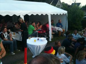 3-Public Viewing Zelt für Ihre Sport-Party! Wettschutz für Beamer und Leinwand, Outdoor T...