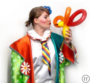 Luftballon-Clown... sorgt mit witzigen Figuren für begeisterte Kinder und Kunden!