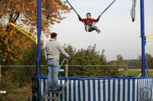 Bungee Trampolin ! Springen Sie mal richtig hoch !