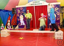 5-Mitmachzirkus "Simsalabim" / Kinderzirkus für Firmenfeiern, Messen und Events mieten