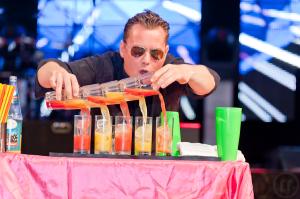 2-Cocktail Show der Extra Klasse! Showbartending mit Spassfaktor.