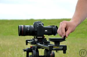 3-Canon Eos 5D Mark II inkl. 4/24-105mm Objektiv und 2/100mm Makro Objektiv und 32 GB Speicherkarten