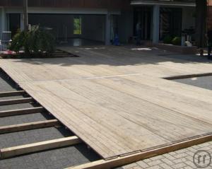 1-Holzboden - auch als Tanzfläche möglich ab 75m²