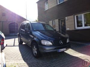 Mercedes ML 270 - Geländewagen mit permanentem Allrad und Anhängekupplung - Anhängelast 3.5t !