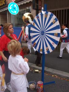 2-Glücksrad hochwertig
- ideal für Messe, verkaufsoffenem Sonntag oder Kinderfest