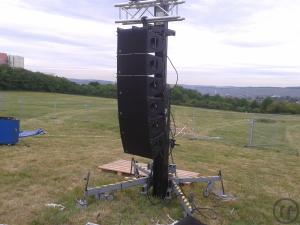 2-Open Air Kino mit Projektor, Line Array für den Ton und Leinwand 16 x 8m
- Mietpreis fü...