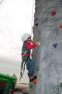 6-massiver Sportkletterberg, Gesamthöhe 10 Meter, incl. Team
Vermietung bundesweit TÜV-g...