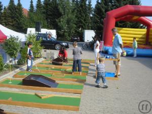 2-Minigolf Parcours / Minigolfanlage mit 9 Bahnen und verschiedenen Hindernissen mieten für Ev...