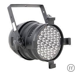 3-Licht Komplettset 2 · 2x LED-PAR je 36x3 W + 1x 1300 Watt Strobo + Kabel + Stativ