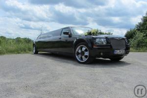 2-Exklusive lange Chrysler 300 Limousine in TOP Schwarz
Stretchlimousine+Hummer H2