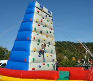 1-KLETTERBERG INFLATABLE