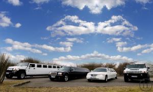 6-Exklusive lange Chrysler Limousine in Schwarz für jedes Event
Hochzeitspakete