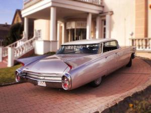 2-60er Cadillac als Hochzeitsauto in Berlin mieten