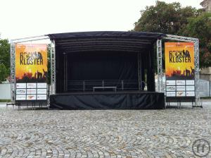 mobile Bühne, Rundbogen, Rundbogenbühne, Bühne, Show - Bühne, Showbühne, Anhängerbühne 8m x 6m