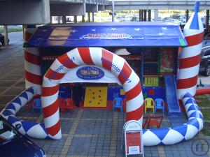 2-Spielmobil Kiddy-Fun - Klettern und Toben auf 32 Meter Länge - alles auf einem Trailer
