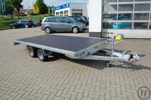 Auto- / Unitransporter PLattform mit Rampen 3000 kg