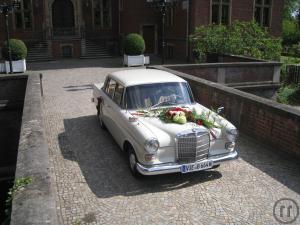 1-Hochzeitoldtimer/Werbefahrzeug