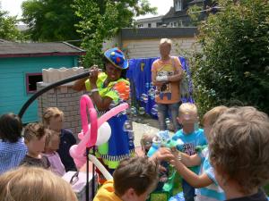 3-Kinderschminken mit Clown Lucy