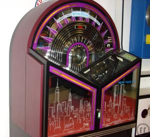 1-Wurlitzer "New York", CD-Jukebox mit außergewöhnlichem Charme mieten in Main...