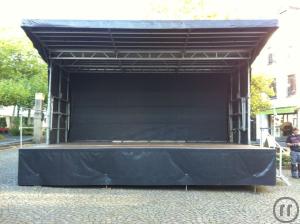 2-Die kostengünstige Profibühne für Ihr Event - 30m² große Open-Air-Trail...