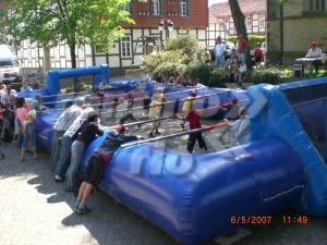 2-Human Table Soccer - Menschenkicker - Menschenfußball mieten