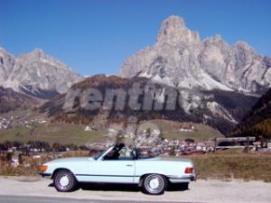 3-Mercedes Benz 450 SL