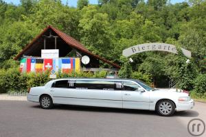 5-Luxuriöse, weiße Hochzeitslimousine, Stretchlimousine, Limousine, Partylimo