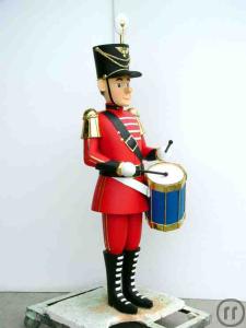 Trommler, USA, Amerika, Musiker, Musik, Dekofigur, Figur, Vereinigte Staaten, Dekoration, Messe, Eve Trommler, USA, Amerika, Musiker, Musik, Dekofigur, Figur, Vereinigte Staaten, Dekoration, Messe, Eve
