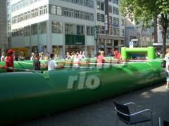 1-Menschenkicker, Human Table Soccer, Riesenkicker, Lebendkicker, Fußball,