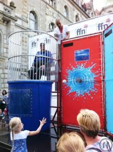 DUNK TANK / EASY DUNKER