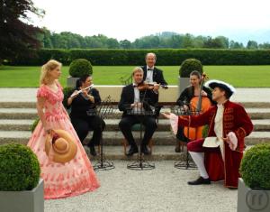 Der Heitere Mozart - heitere Opernschnappschüsse aus "Die Hochzeit des Figaro" und "Die Zauberflöte"