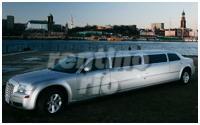 Super-Stretchlimousine für 8 Passagiere!