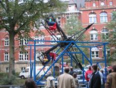 2-Looping Bikes