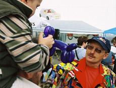 2-Luftballonmodellierer Udo Luftus und Hase Bugs