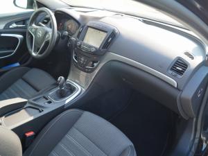 3-Opel Insignia Sports Tourer