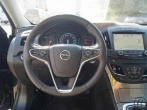 4-Opel Insignia Sports Tourer