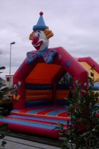 2-Hüpfburg Clownkopf 5 x 6 Meter mit Dach - Die Kinderattraktion Nr.1 !!!