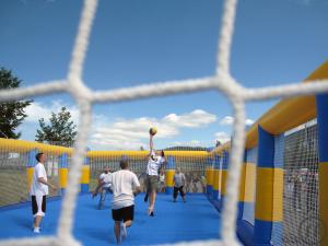4-Beachvolleyballfeld inkl. Betreuung und Haftpflichtversicherung / Volleyball Arena