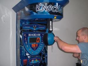 1-Boxautomat / Punching Ball / Punch Action / Schlagkraftmesser / Kirmes Automat