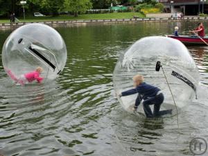 3-Fun Bubbles inkl. Betreuung und Haftpflichtversicherung / Aqua Zorbing für Kinder