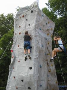 2-Kletterturm "The Rock" / Kletterfelsen / Kletterberg für Veranstaltungen mieten