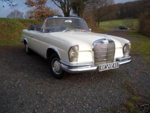 Mercedes Benz 220 Cabrio Bj. 1965