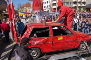 3-Auto zertümmern - Austoben für Männer und Frauen - animalisch und wild