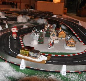 1-Santa Race - weihnachtliche riesige Carrera Rennbahn inkl. 19% MwSt.